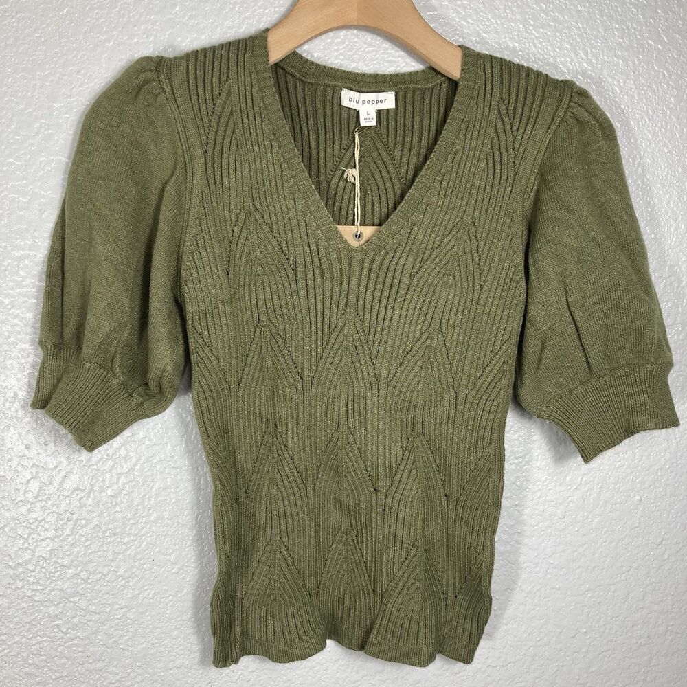 Blu Pepper Olive V-Neck Textured Knit Sweater